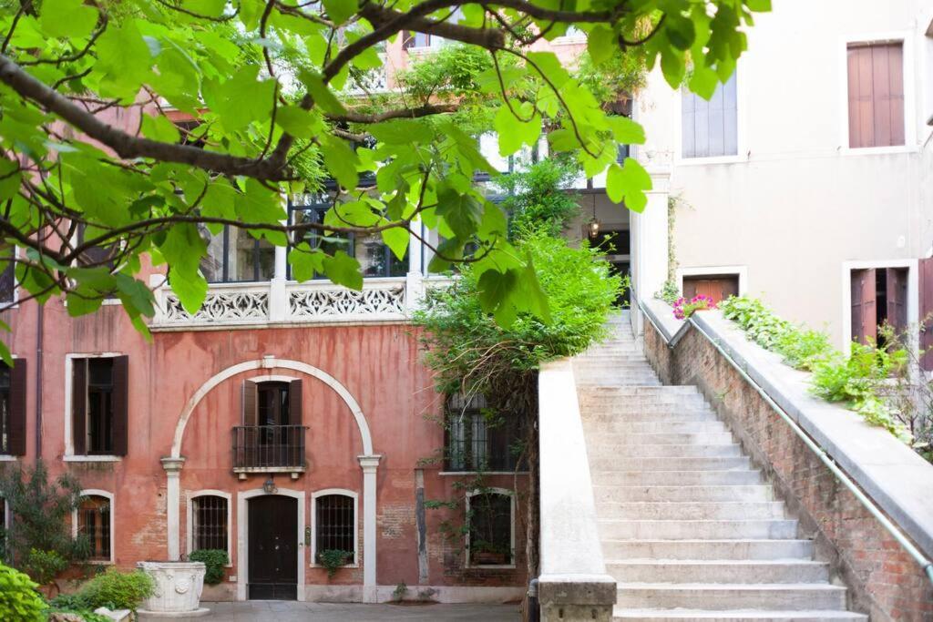 Palazzo Alvera Grand Canal Venedig Exterior foto